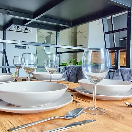 Jacuzzi Na Dachu * ジェシュフ